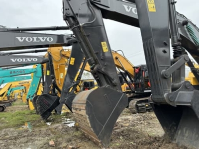 Выращивать новую качественную производительность и формировать новые преимущества для высококачественного развития