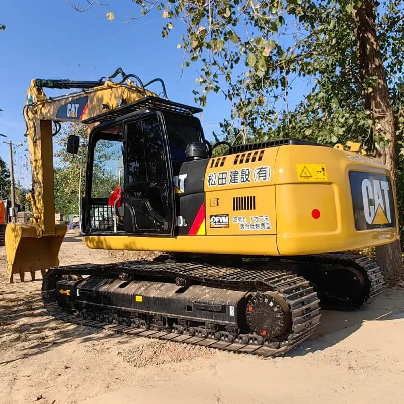 Used Caterpillar 320DL excavator