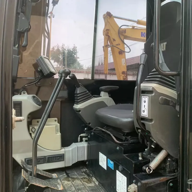 UsedCaterpillar 305.5E2Экскаватор