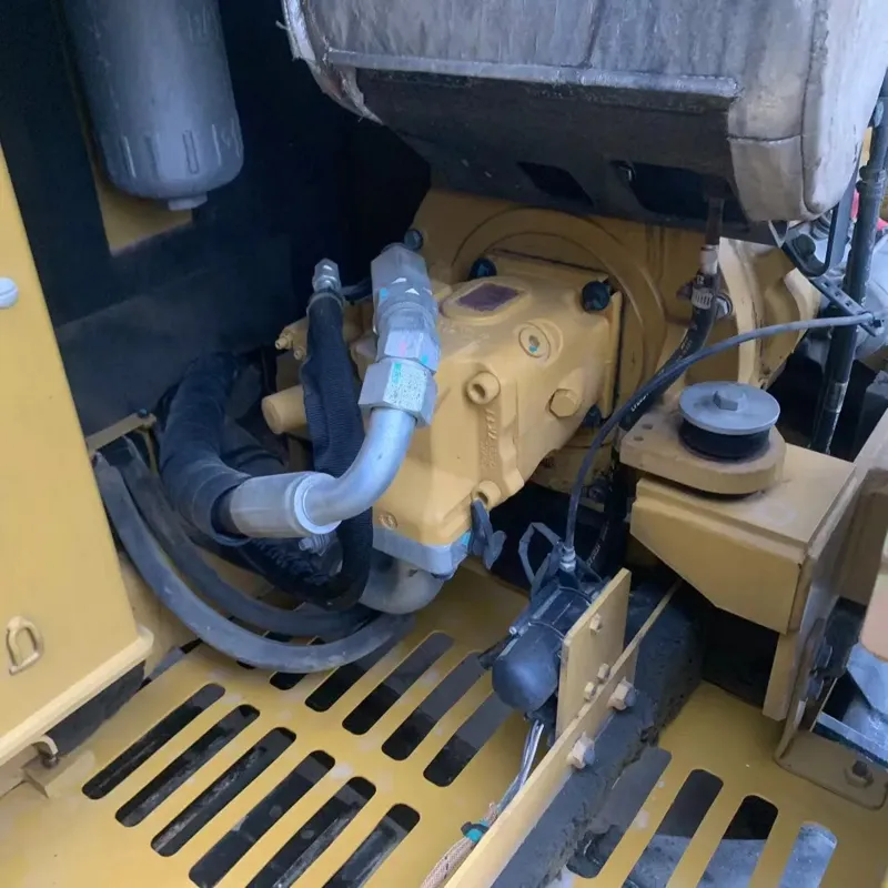 UsedCaterpillar 305.5E2Экскаватор