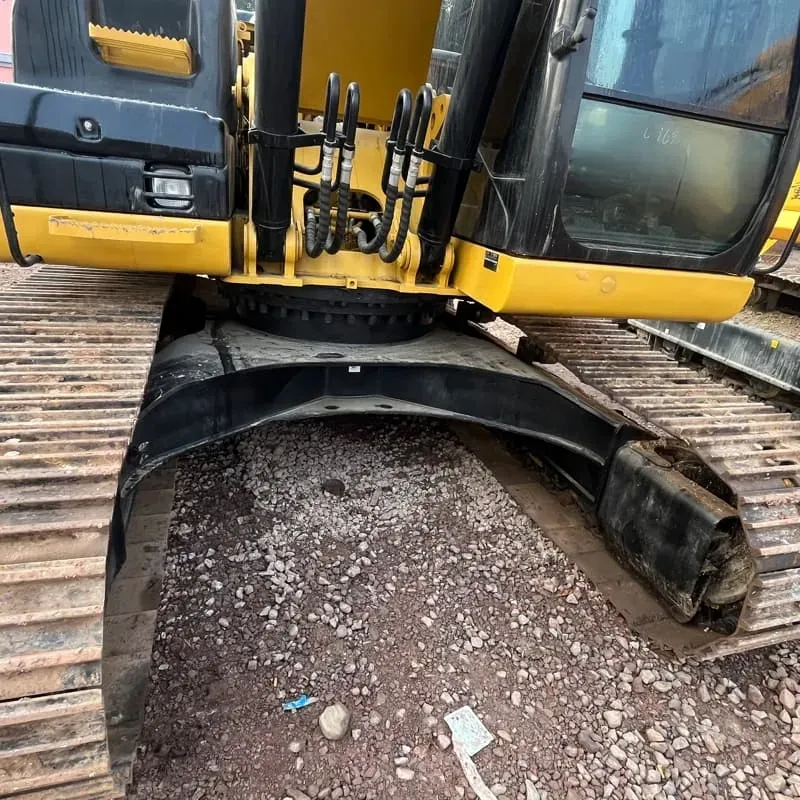 UsedCaterpillar 320D2Экскаватор