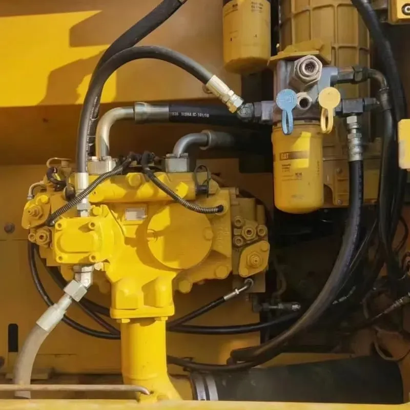UsedCaterpillar 320DЭкскаватор