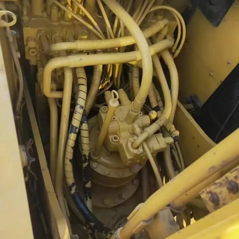UsedCaterpillar 320DЭкскаватор