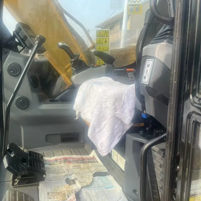 UsedCaterpillar 307.5Экскаватор