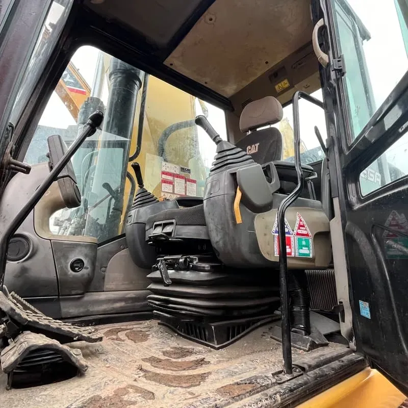 UsedCaterpillar 330D2Excavator