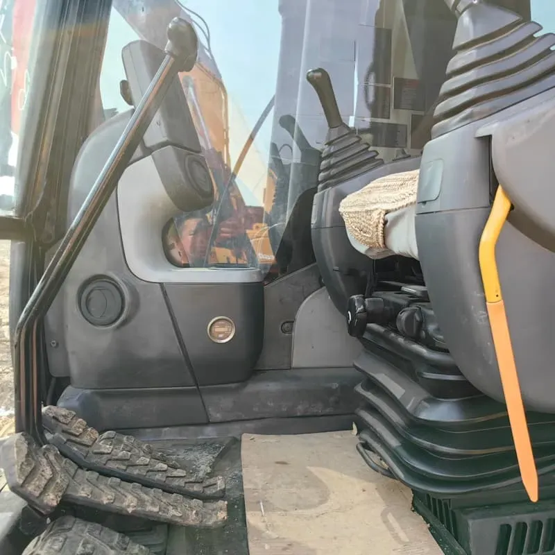 UsedCaterpillar 323D2Excavator