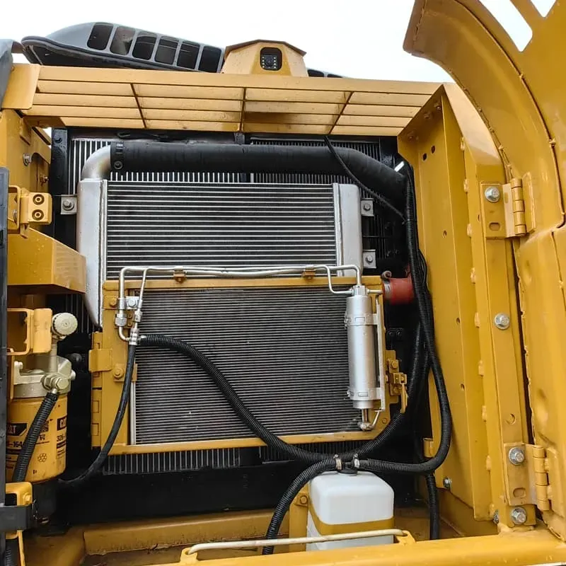 UsedCaterpillar 320D2LЭкскаватор