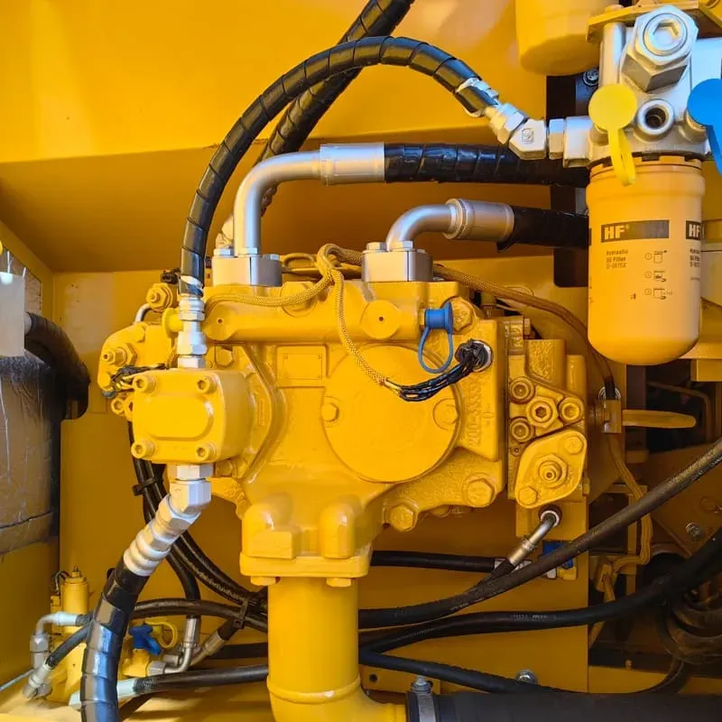UsedCaterpillar 320D2Экскаватор