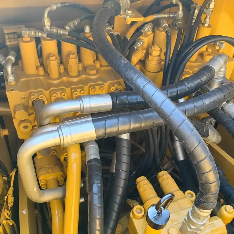 UsedCaterpillar 320D2Экскаватор