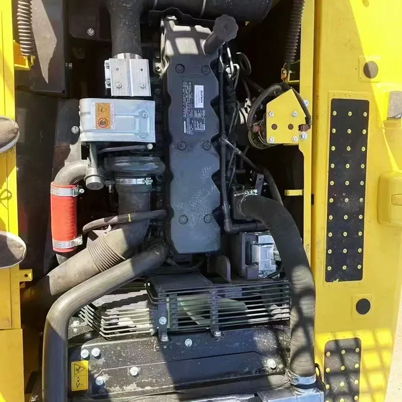 UsedKomatsu 210-8Экскаватор