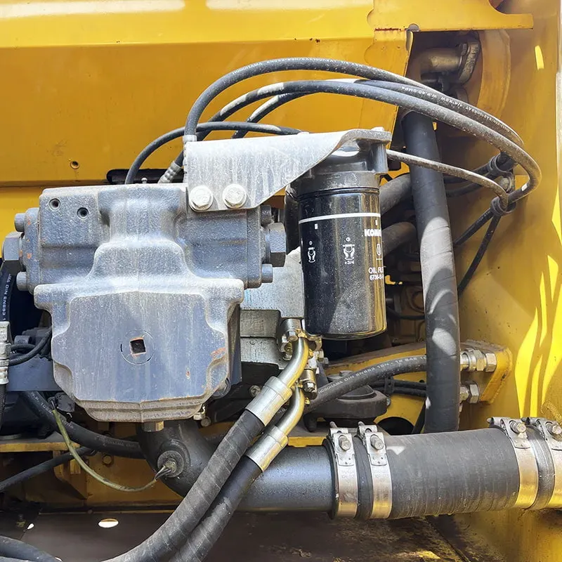 UsedKomatsu 200-8Экскаватор
