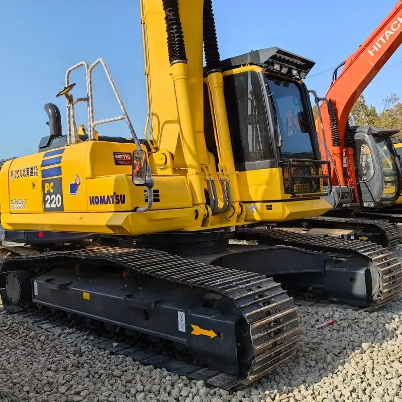 UsedKomatsu 220-8N1Excavator