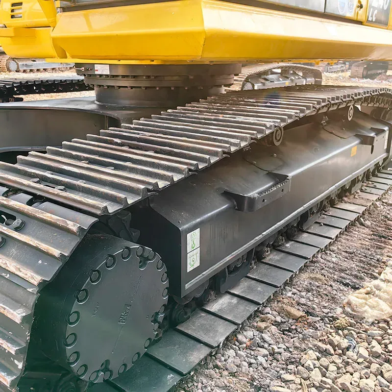 UsedKomatsu 240-8Excavator