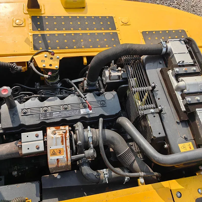 UsedKomatsu 240-8Excavator