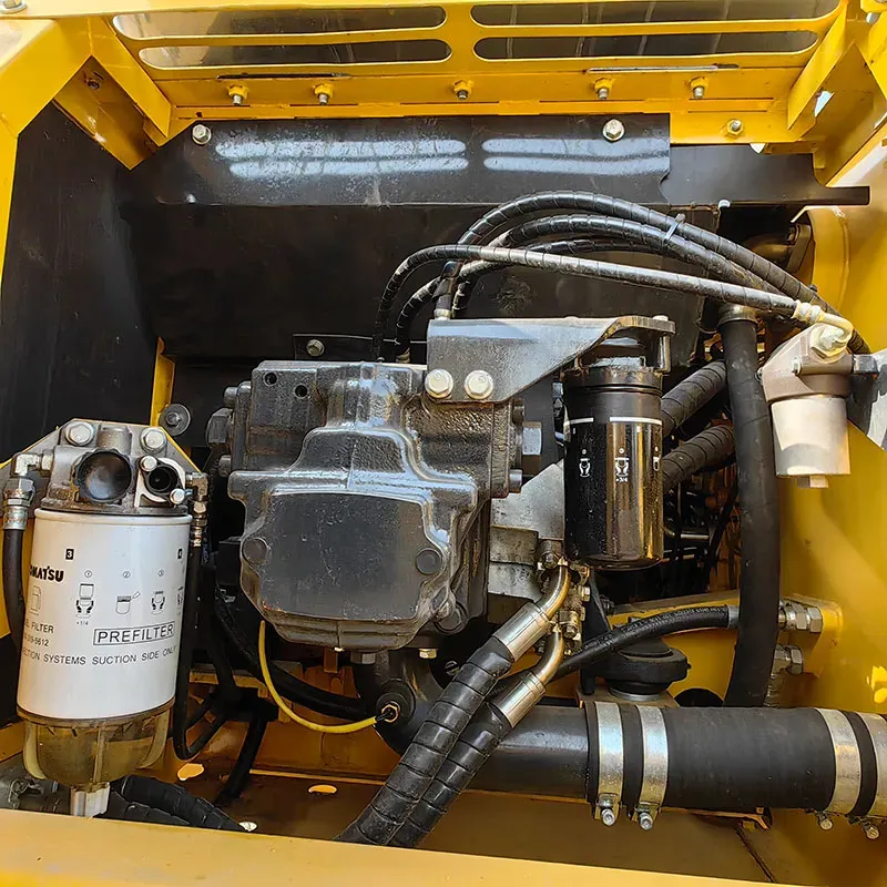 UsedKomatsu 240-8Excavator