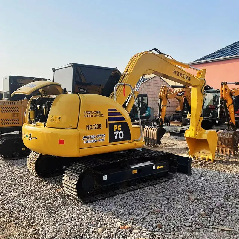 UsedKomatsu 70-8Экскаватор