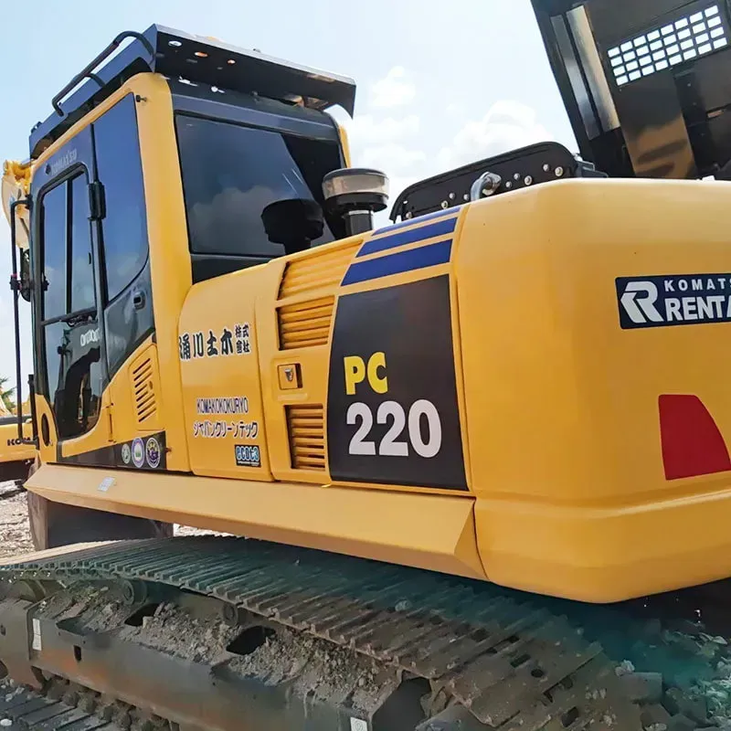 UsedKomatsu 220-8Excavator