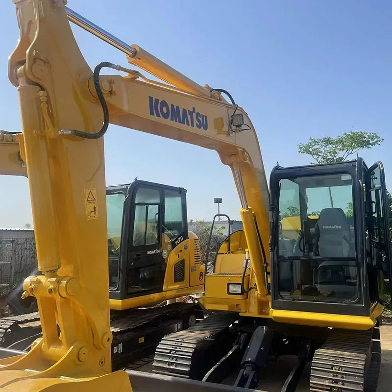 UsedKomatsu 70-8Экскаватор