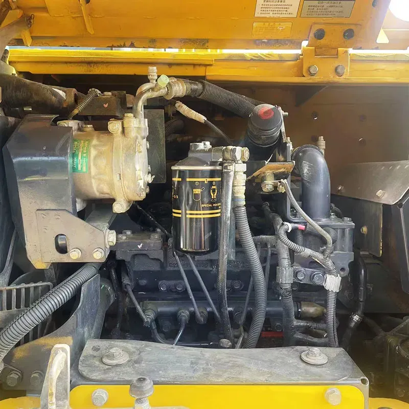 UsedKomatsu 70-8Экскаватор