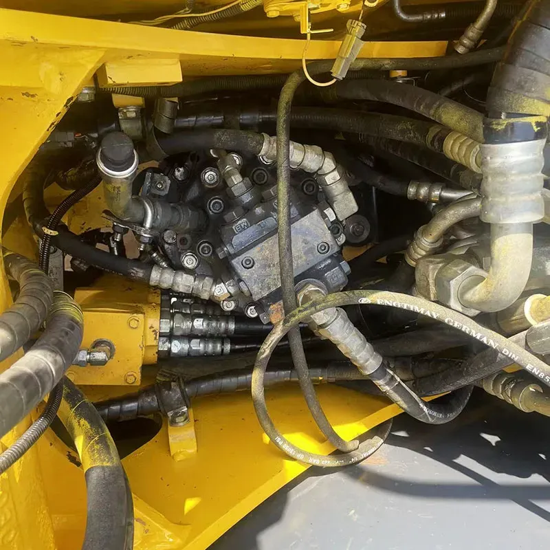 UsedKomatsu 70-8Экскаватор