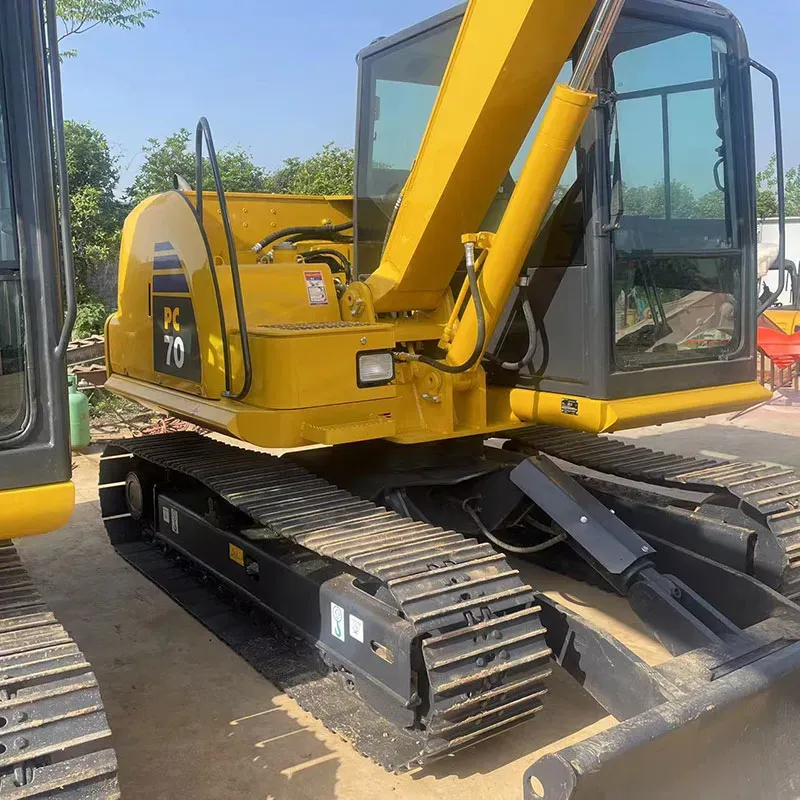UsedKomatsu 70-8Экскаватор