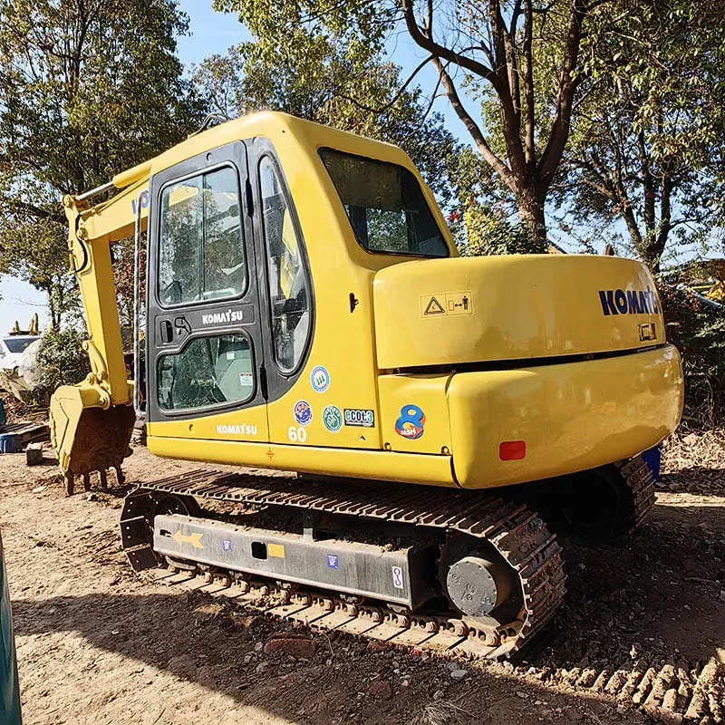 Used Komatsu 60-7 Экскаватор