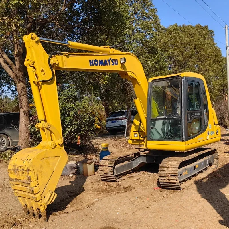 UsedKomatsu 60-7Экскаватор