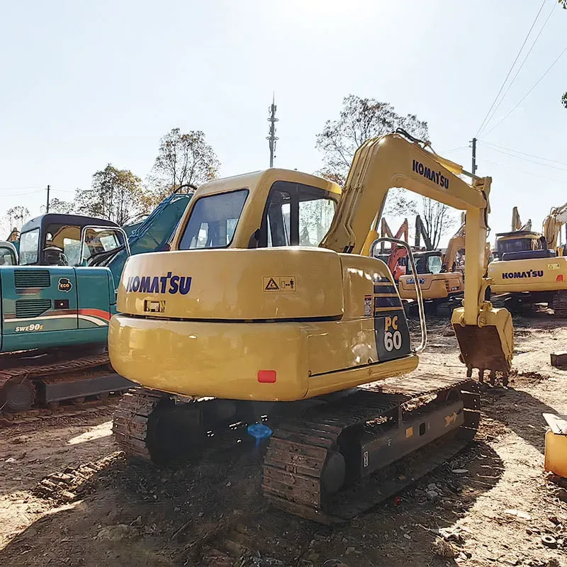 UsedKomatsu 60-7Экскаватор