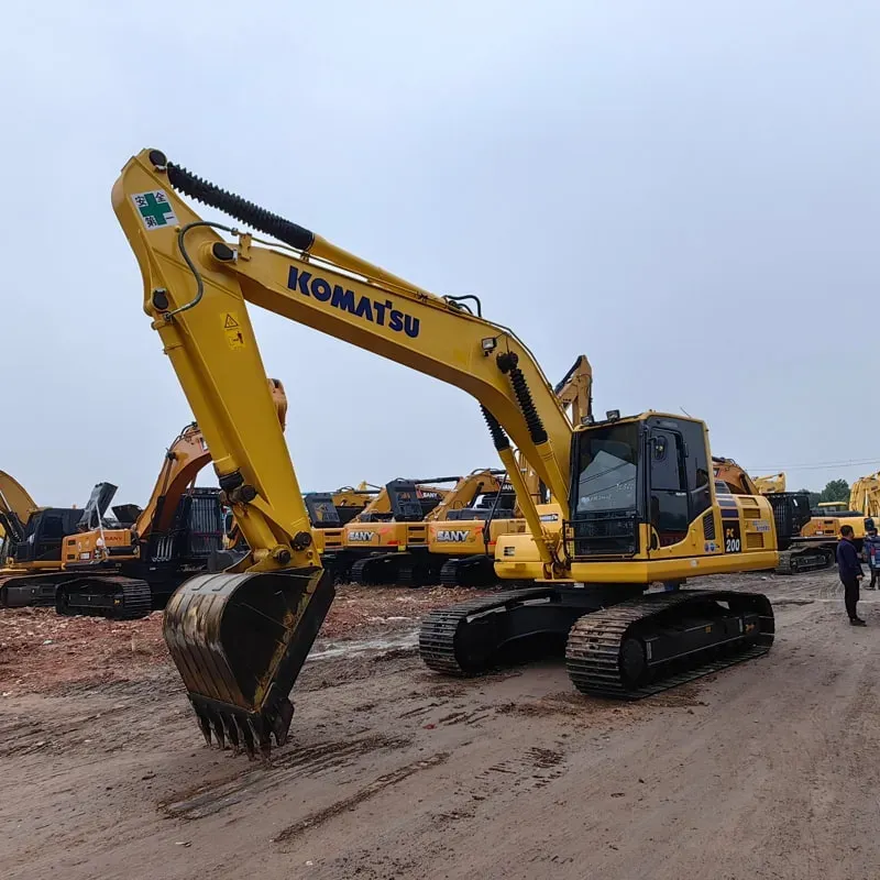 UsedKomatsu 200-8N1Экскаватор