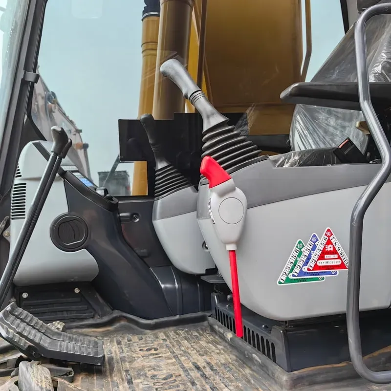 UsedKomatsu 200-8N1Экскаватор