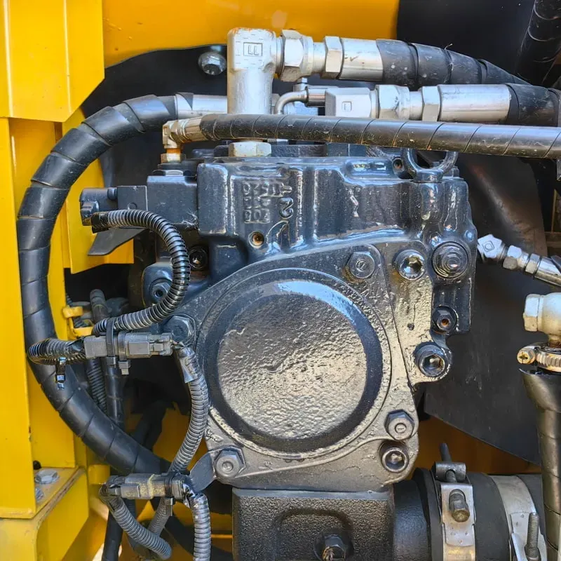 UsedKomatsu 120-8Excavator