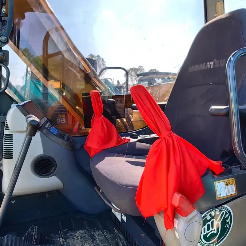 UsedKomatsu 60-8Экскаватор