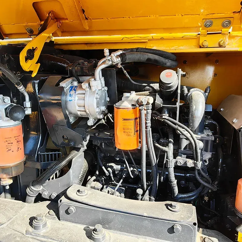UsedKomatsu 60-8Экскаватор