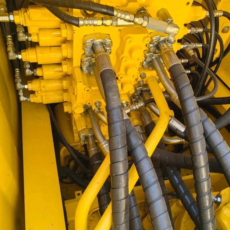 UsedKomatsu 200-8N1Excavator