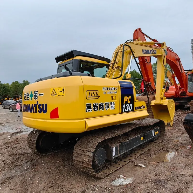 UsedKomatsu 130-7Экскаватор