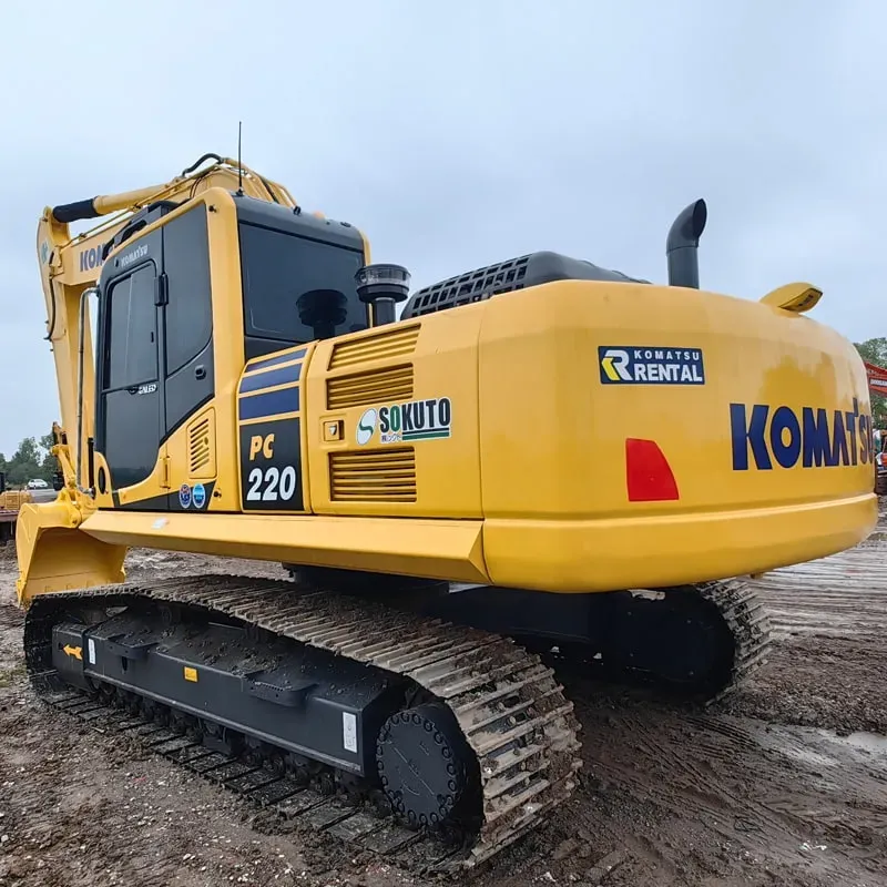 Used Komatsu 220-8 excavator