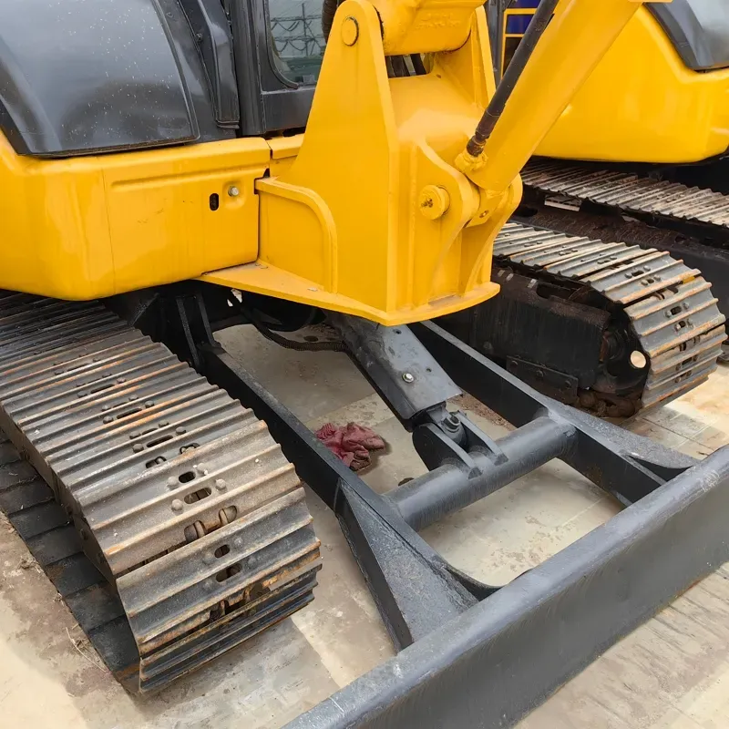 UsedKomatsu 55Экскаватор