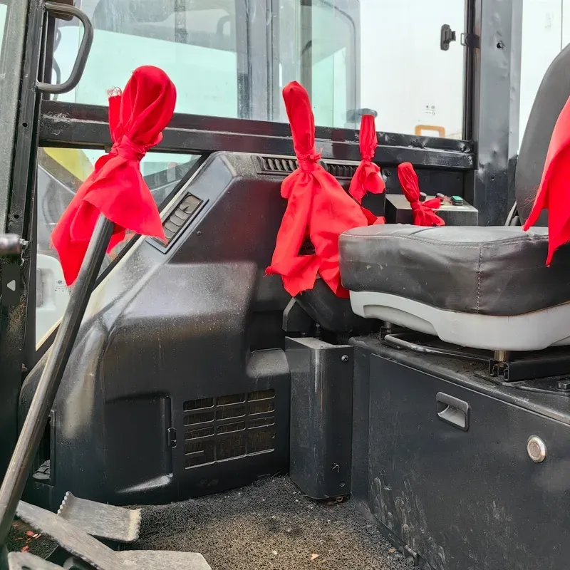 UsedKomatsu 55Экскаватор