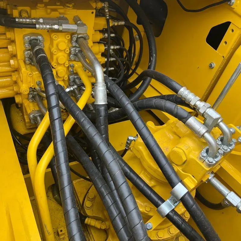 UsedKomatsu 240-8Excavator