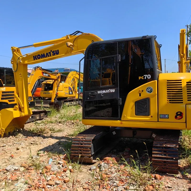 Used Komatsu 70-8 Экскаватор