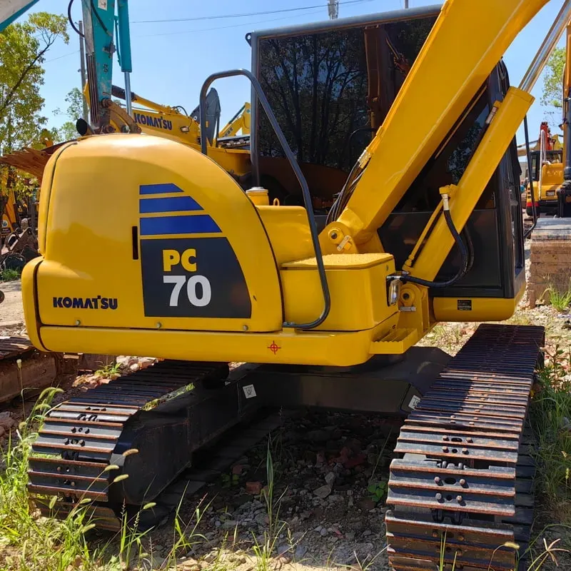 UsedKomatsu 70-8Экскаватор