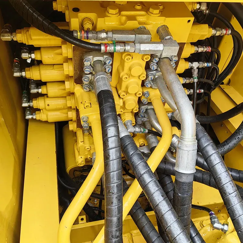 UsedKomatsu 200-8Excavator