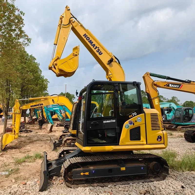 Used Komatsu 70-8 excavator