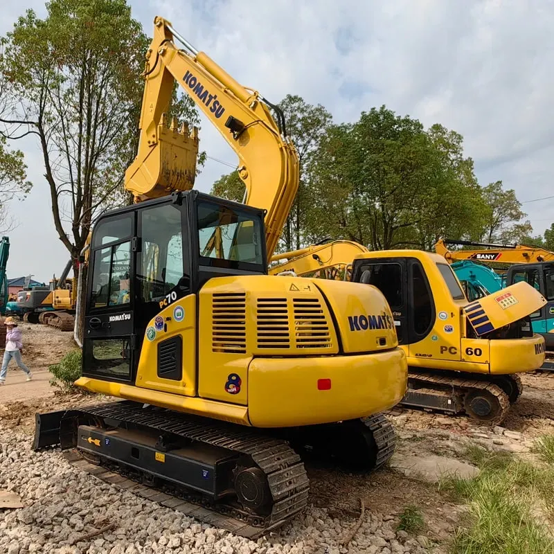 UsedKomatsu 70-8Экскаватор