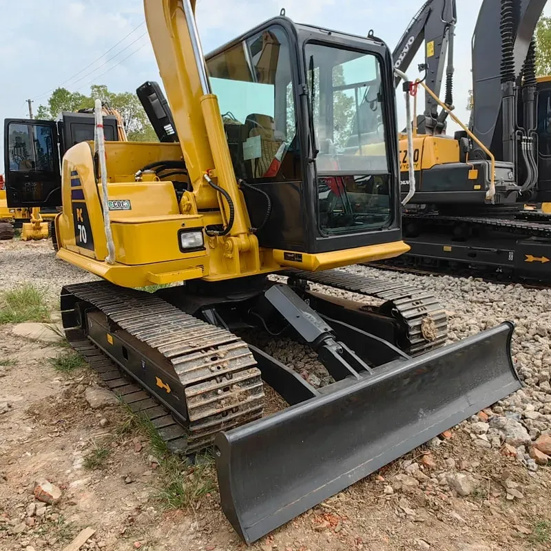 UsedKomatsu 70-8Экскаватор