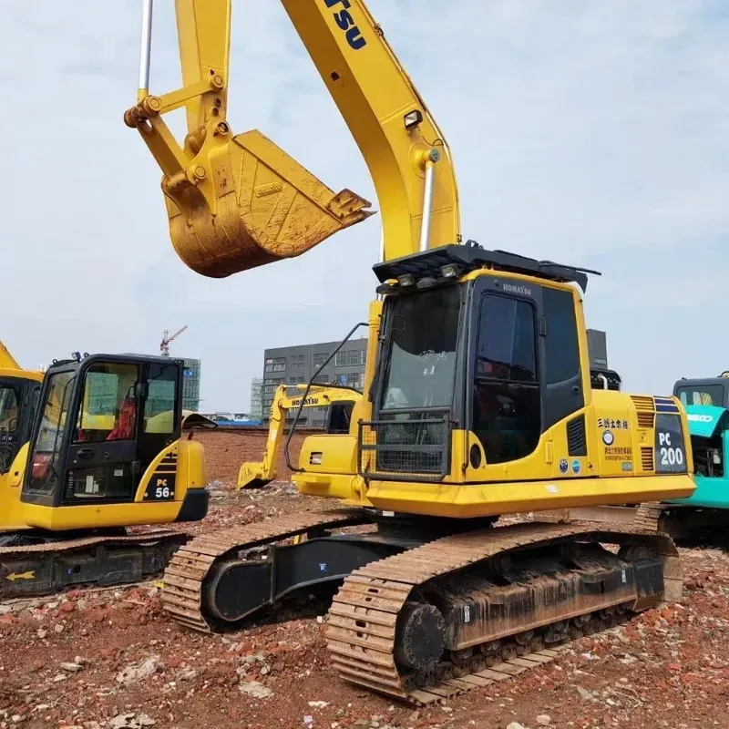 UsedKomatsu 200-8Экскаватор