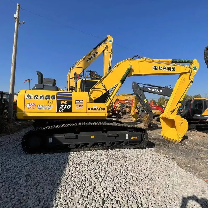 UsedKomatsu 210-8Экскаватор