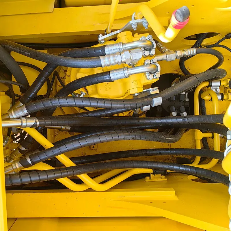UsedKomatsu 240-8Excavator