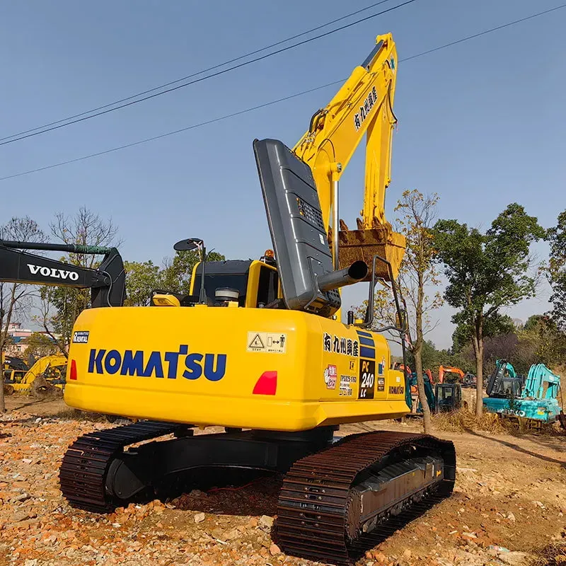 UsedKomatsu 240-8Excavator