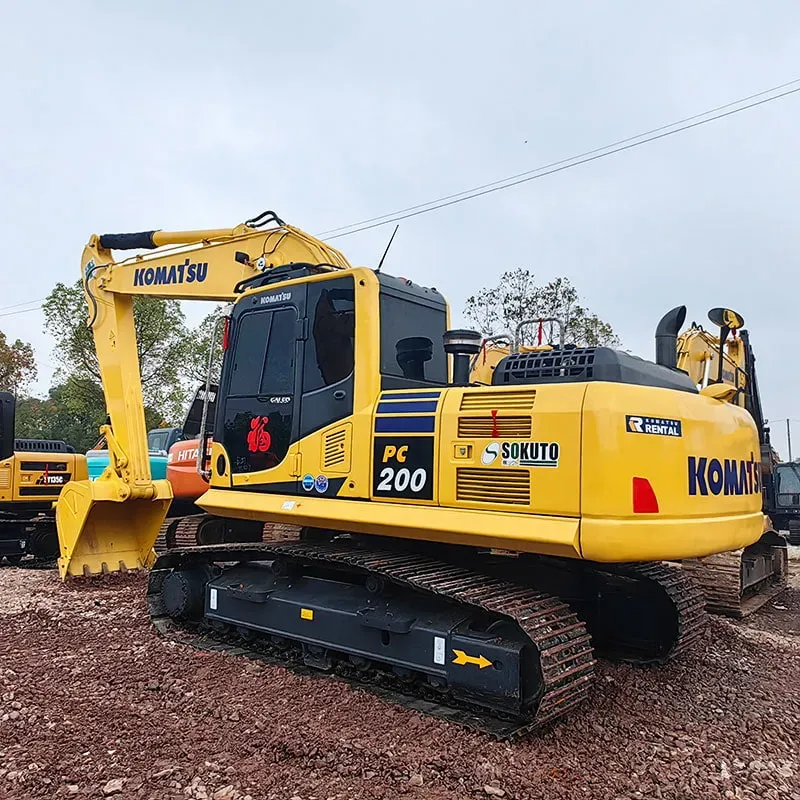 UsedKomatsu 200-8Экскаватор
